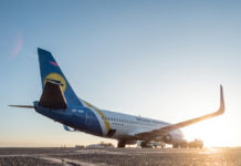 Boeing 737-300 UR-GBD. МАУ. Фото авиакомпании