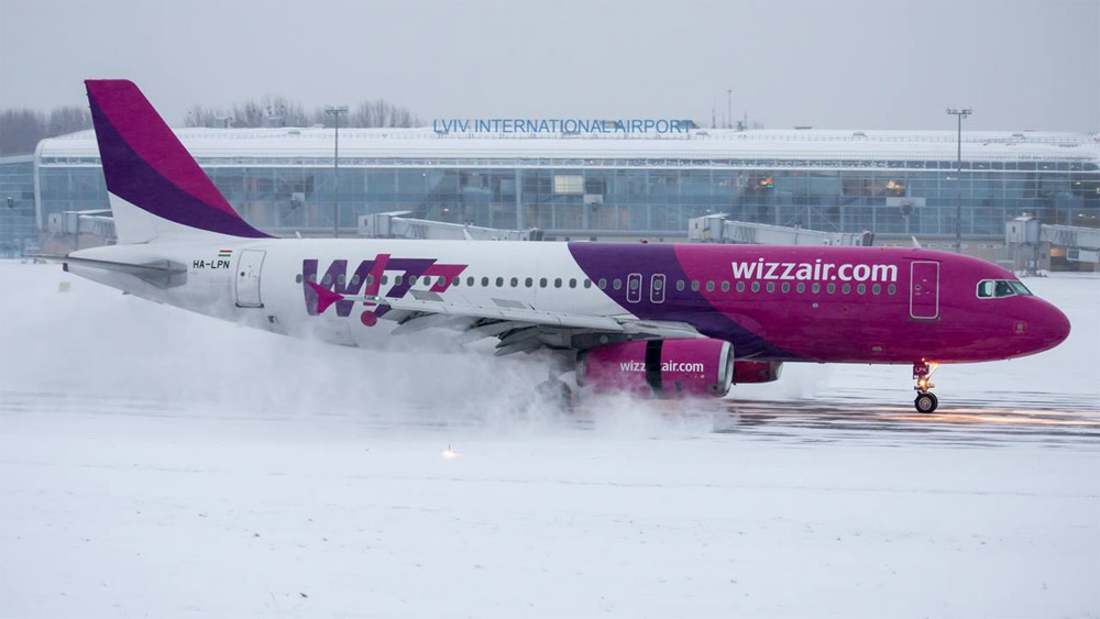 Самолет Airbus A320 лоу-коста Wizz Air