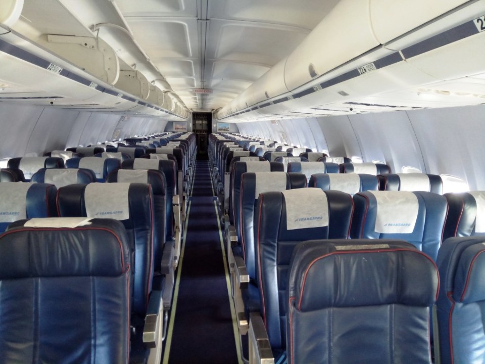 Салон Boeing 737-500 "Трансаэро" VP-BYO