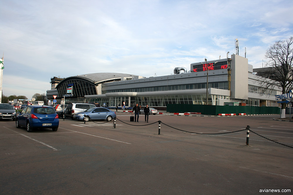 Терминал B в аэропорту Борисполь