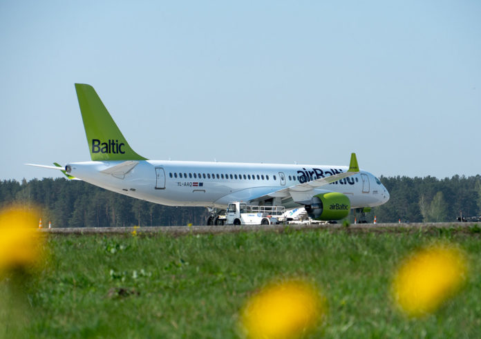 Airbus A220-300 airBaltic