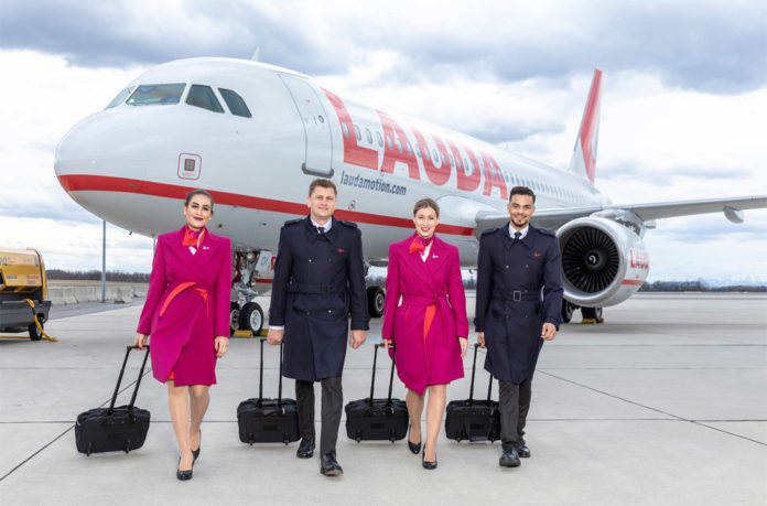Бортпроводники Laudamotion