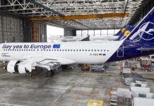 Airbus A320 Lufthansa в специальной ливрее "Sau yes to Europe"