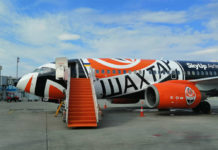 SkyUp запустила прямые рейсы из Кишинева в Тбилиси Boeing 737-700 SkyUp в специальной ливрее футбольного клуба Шахтер