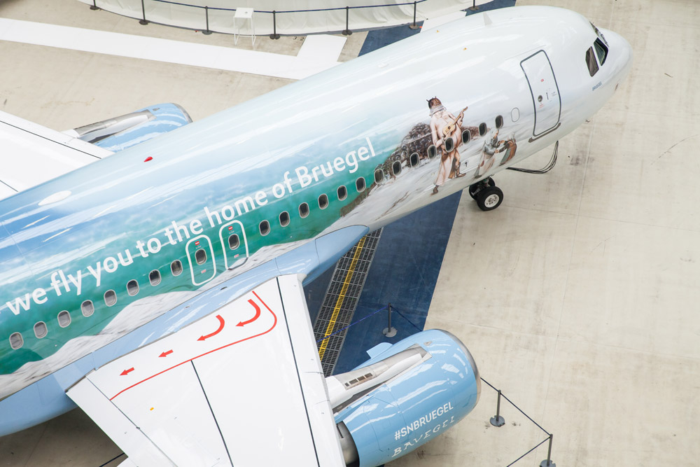 A320 Brussels Airlines в ливрее Bruegel