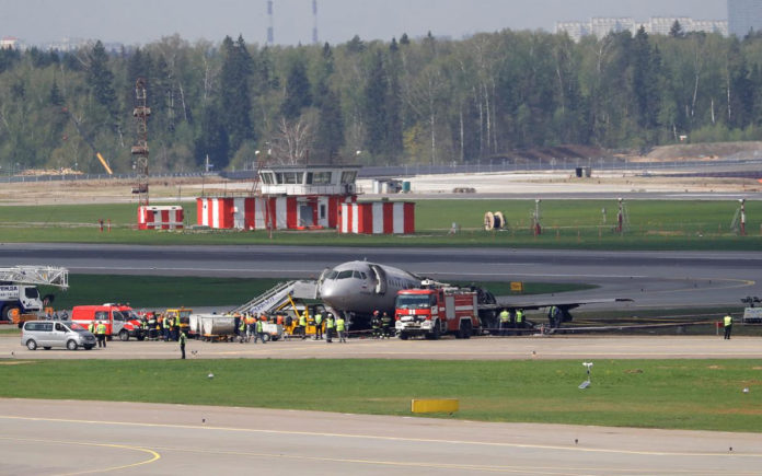 Состояние Superjet 100 после тушения пожара. Аэропорт Шереметьево.
