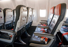 Кресла в салоне Boeing 737-800 Turkish Airlines в упрощенной компоновке