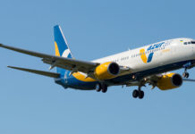 Boeing 737-800 Azur Air Ukraine