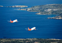 Самолеты Air Malta совершают полет над мальтийскими островами