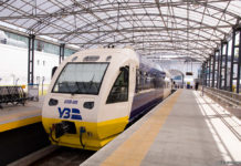 Поезд PESA 620M "Киев Борисполь Экспресс" на станции в аэропорту Борисполь