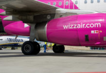 Самолеты Wizz Air и Ryanair