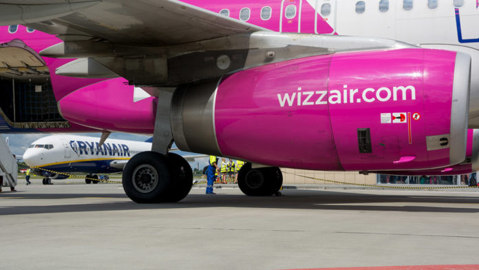 Самолеты Wizz Air и Ryanair