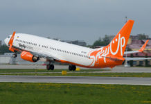 Взлет Boeing 737-800 SkyUp UR-SQH