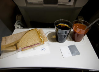 Бортовое питание в эконом-классе на рейсе Франкфурт-Киев Lufthansa
