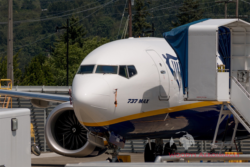 Boeing 737 MAX 200 Ryanair с обозначением 737 MAX