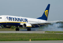 Посадка Boeing 737-800 Ryanair