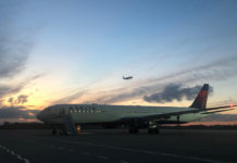 Boeing 767-400 Delta Air Lines в аэропорту Львов
