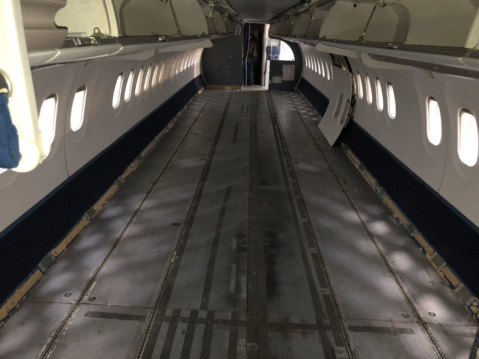 Салон самолета Ан-148 UR-NTA