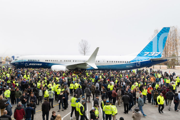 Первый экземпляр Boeing 737 MAX 10