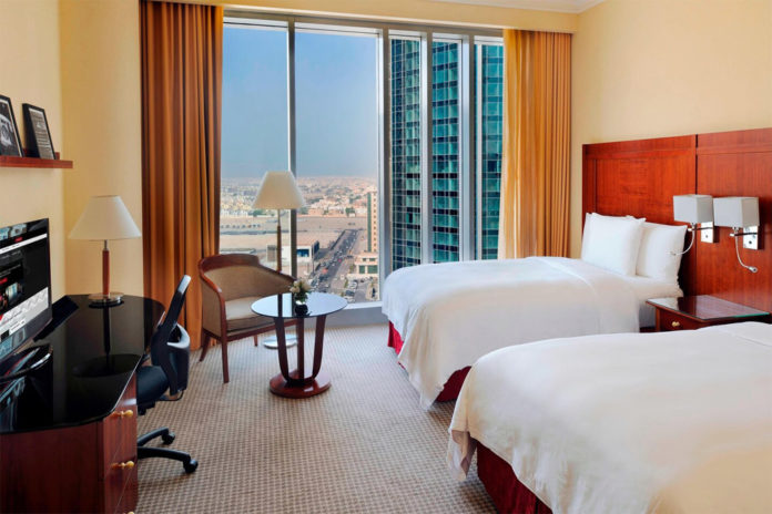 5* отель Hotel Marriott Marquis City Center Doha в Дохе, который участвует в программе стоповер Qatar Airways