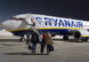 Посадка пассажиров в самолет Ryanair
