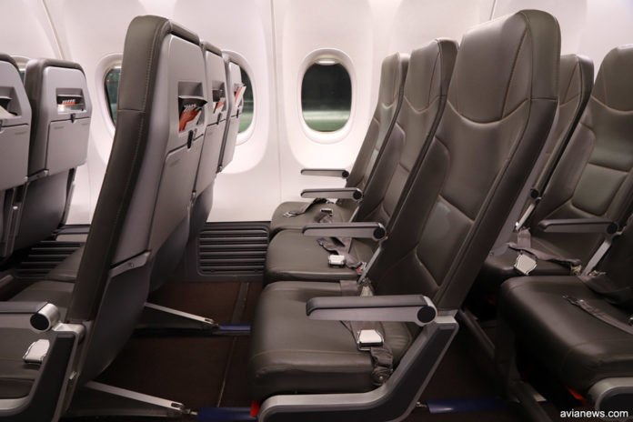 Кресла в Boeing 737-800 SkyUp