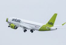 Airbus A220-300 airBaltic в обновленной ливрее