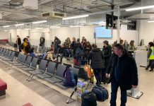 Пассажиры рейса Ryanair Берлин-Киев, которые не смогли вылететь в Украину