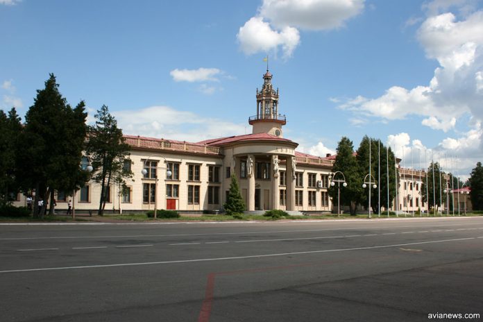 Старый терминал в аэропорту Львов