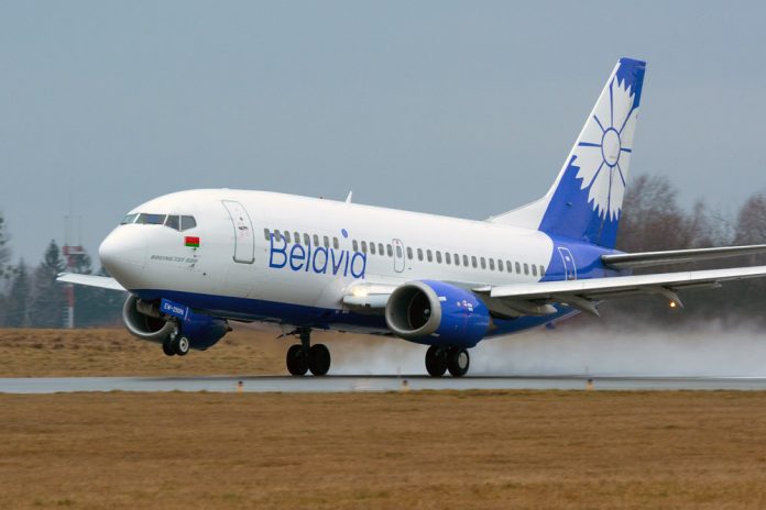 https://www.avianews.com/wp-content/uploads/2020/03/belavia_landing737500_vs-696x464.jpg