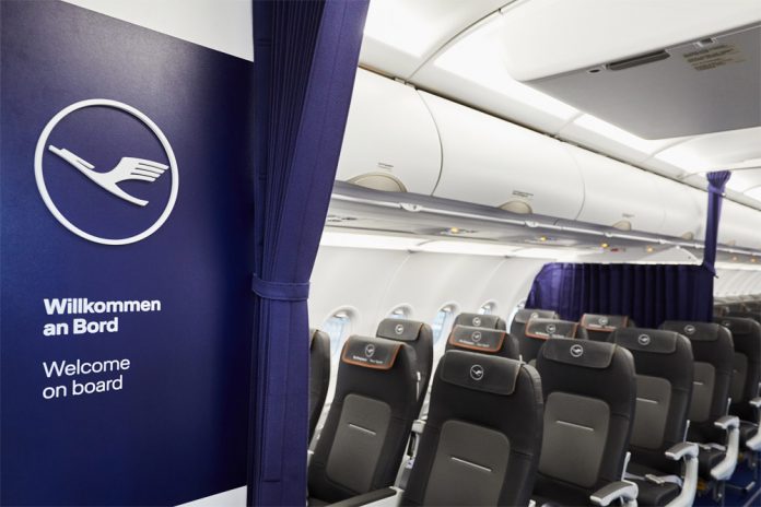 Салон Airbus A320neo Lufthansa