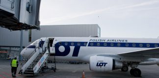 Embraer 170 LOT