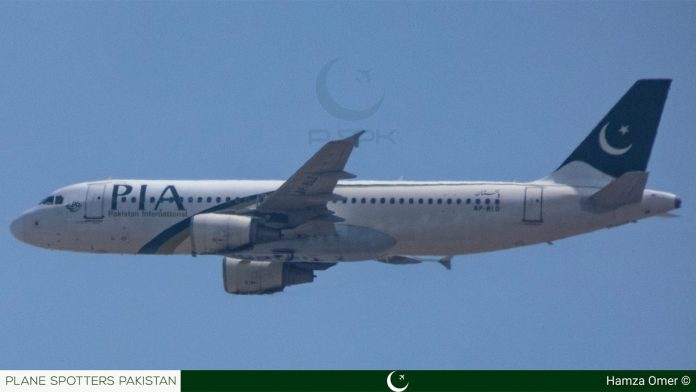 Airbus A320 Pakistan International Airlines перед катастрофой в Карачи