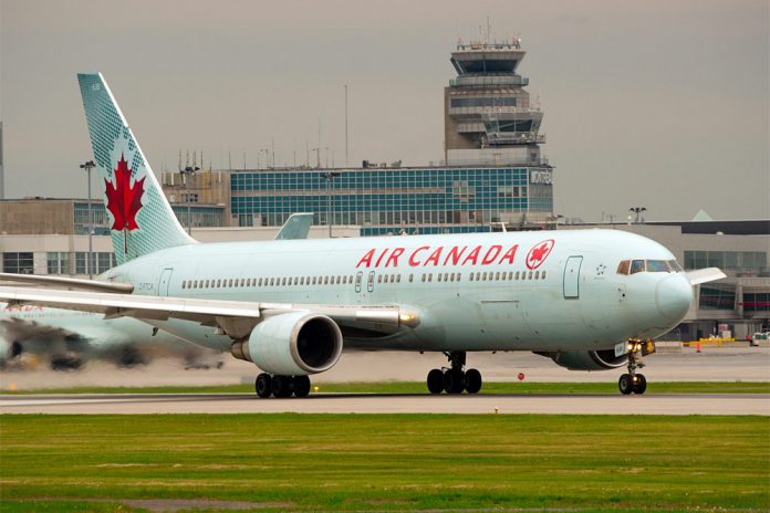 Boeing 767-300ER Air Canada.
