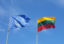 Флаг Евросоюза и Литвы