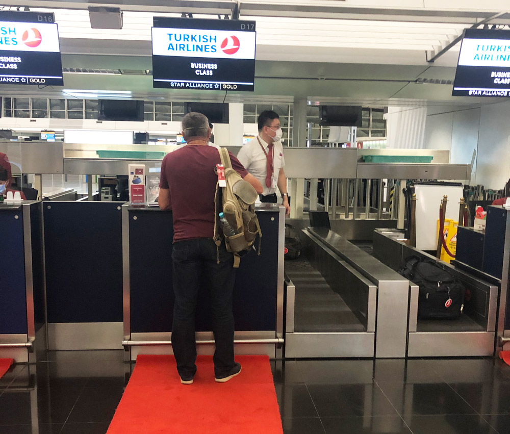 Регистрация на рейс Turkish Airlines в аэропорту Гонконга