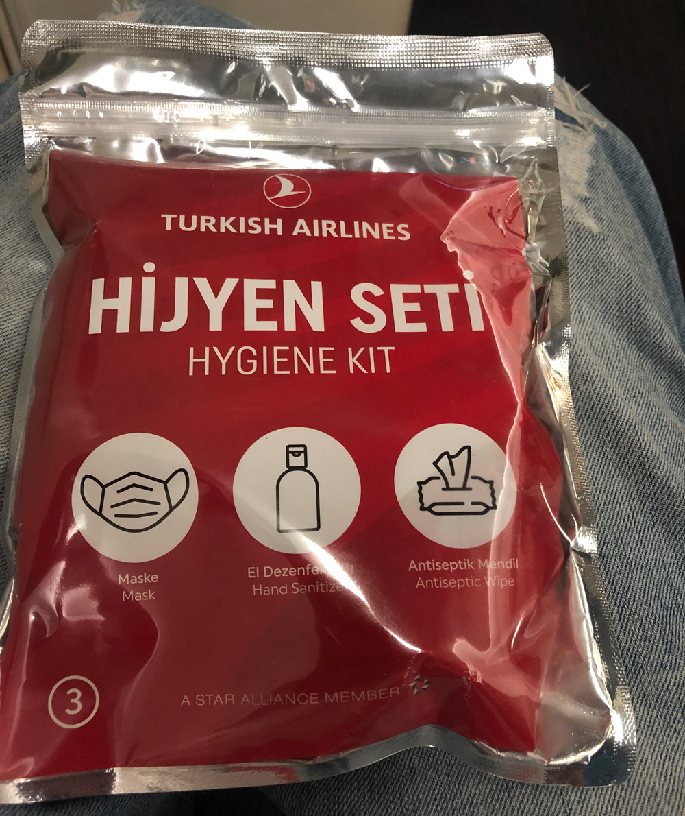 Гигиенический набор для пассажиров Turkish Airlines 
