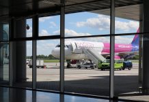 Airbus A320 Wizz Air в аэропорту Львов