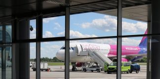 Airbus A320 Wizz Air в аэропорту Львов