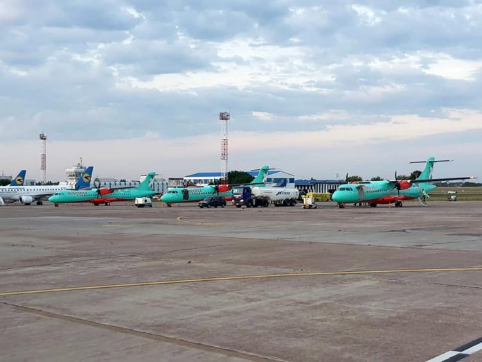 Три ATR 72-600 