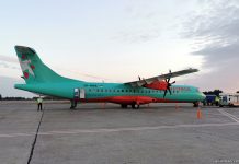 ATR 72-600 "Роза Ветров" на стоянке в аэропорту Борисполь