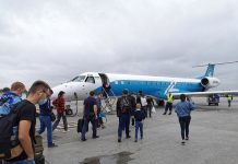 Посадка в Embraer 145 "Роза Ветров" в аэропорту Борисполь