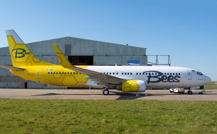 Boeing 737-800 Bees Airline с регистрацией UR-UBC (Временная регистрация VP-BQR)