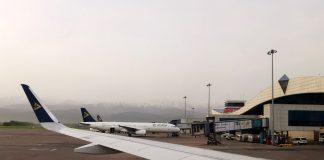 Самолеты Air Astana в аэропорту Алматы