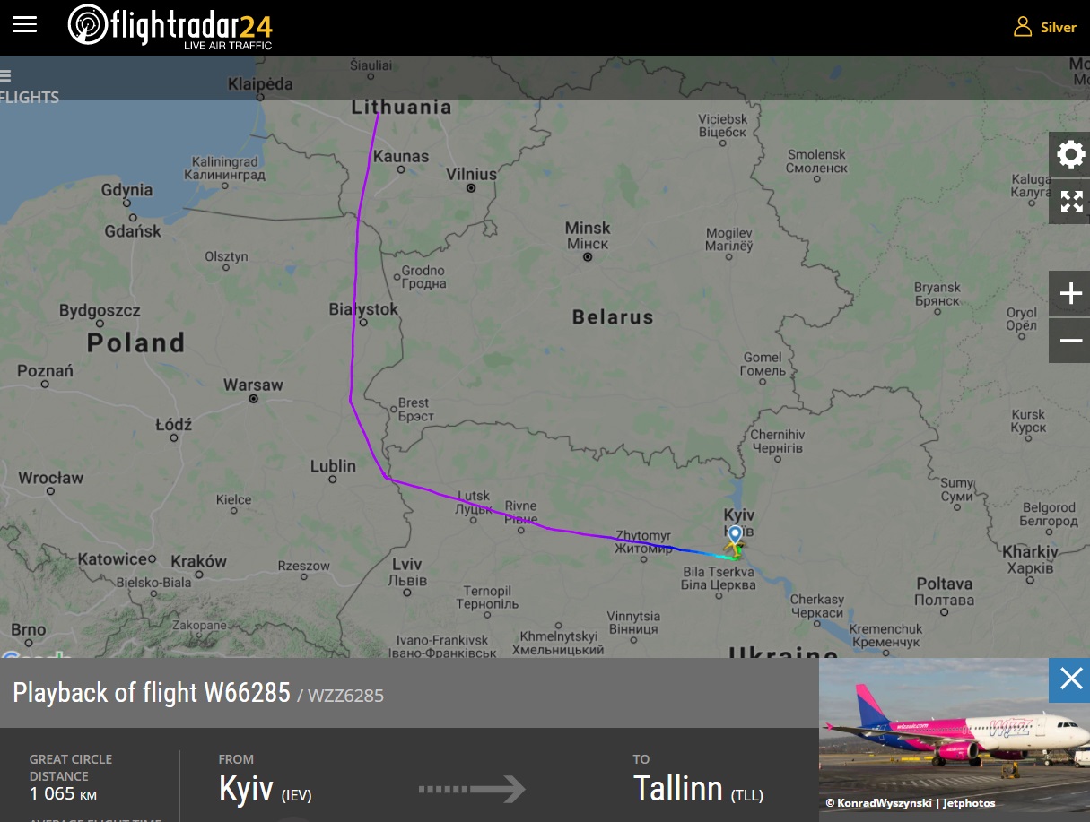 Маршрут рейса Wizz Air Киев-Таллинн 24 мая 2021 года. Скриншот flightradar24.com