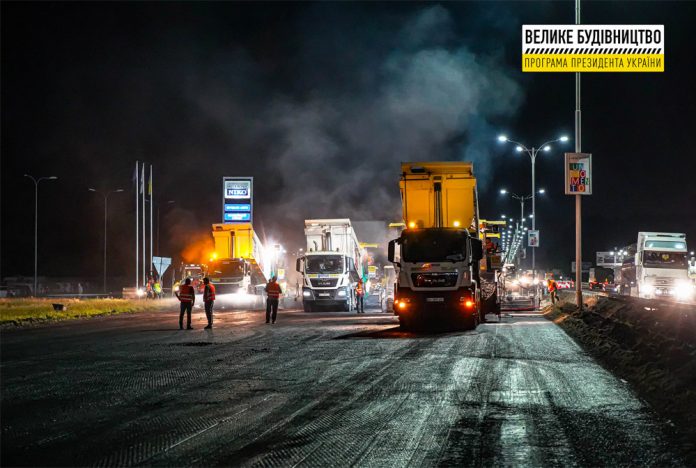 Ремонт дороги из Киева в аэропорт Борисполь