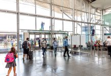 На входе в терминал аэропорта Борисполь больше нет рамок