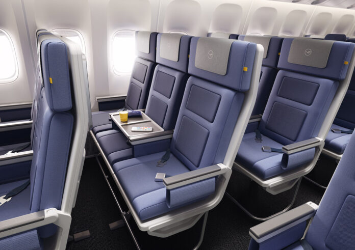 Заброньоване місце в економ-класі Lufthansa на дальніх рейсах можна перетворити на столик