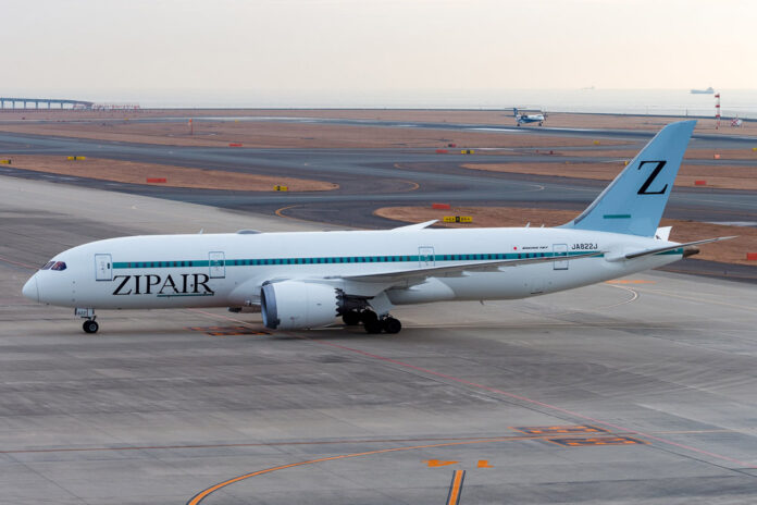 Boeing 787 ZIPAIR