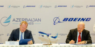 Подписание контракта между AZAL и Boeing на поставку 8 Boeing 787-8